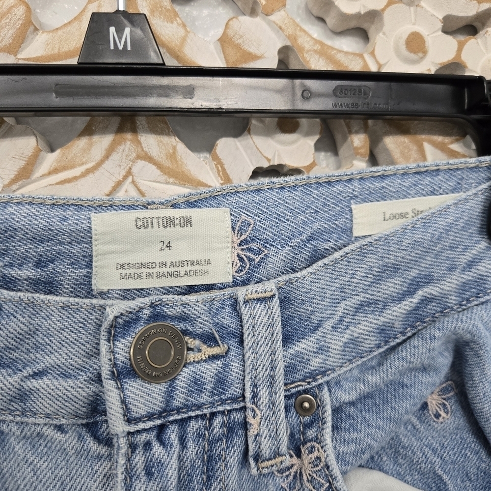 Cotton On Pink Bow Embroidered Loose Straight Jeans - Picture 7 of 8